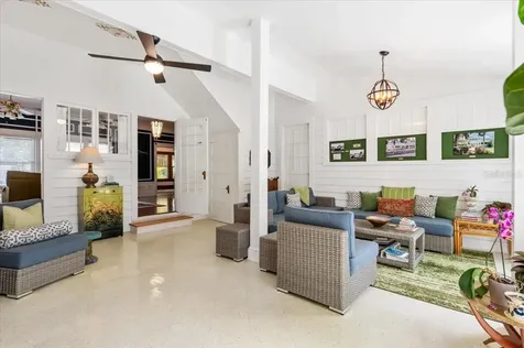 2326 2nd Avenue E Bradenton FL 34208