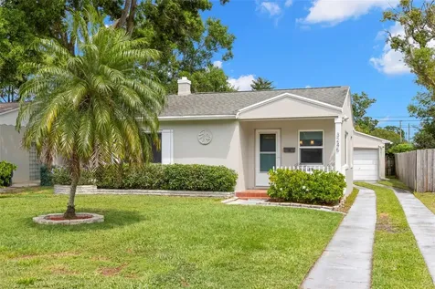 3245 14th Street N St Petersburg FL 33704