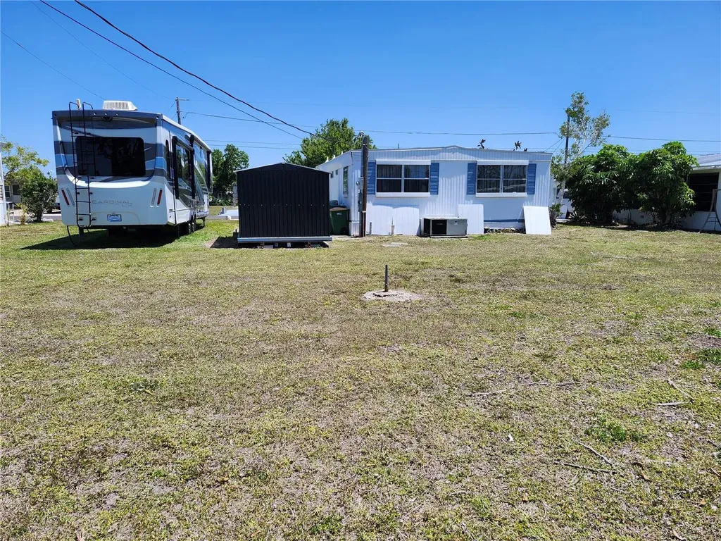 1252 Kingfisher Drive Englewood FL 34224