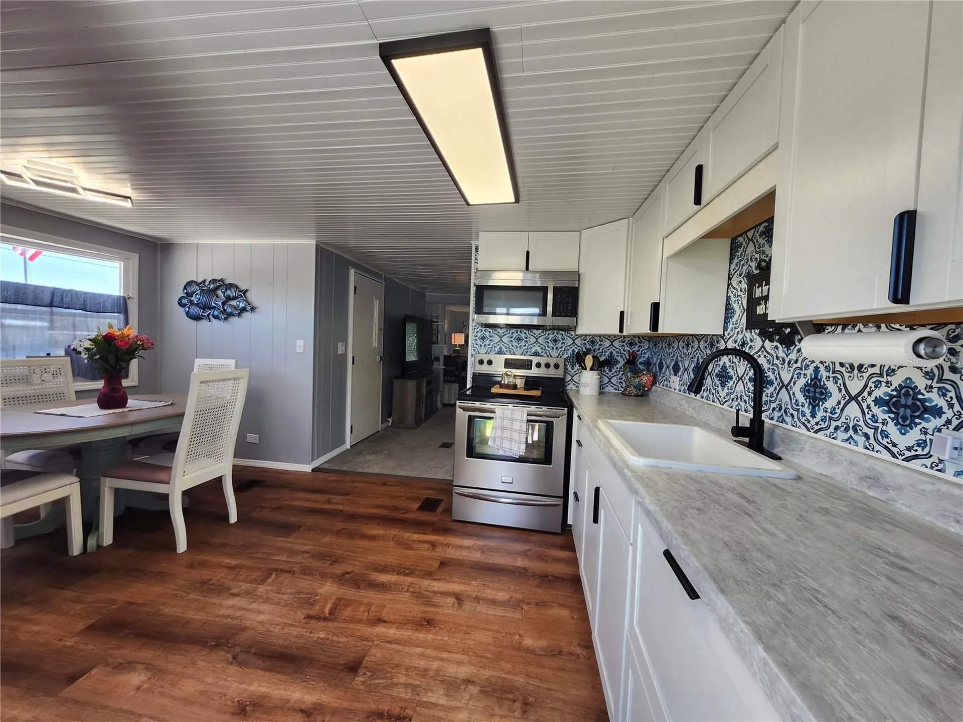 1252 Kingfisher Drive Englewood FL 34224