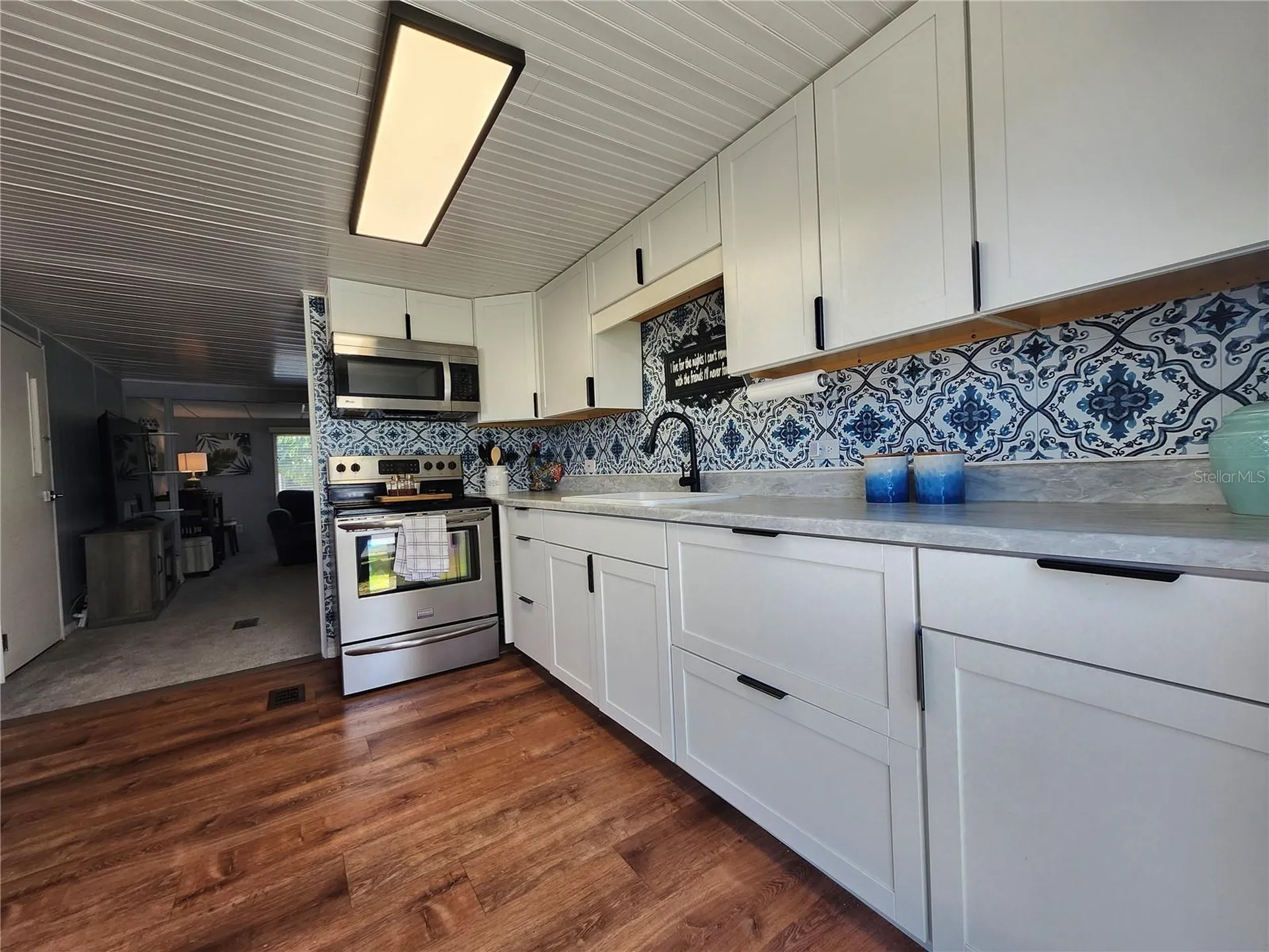 1252 Kingfisher Drive Englewood FL 34224