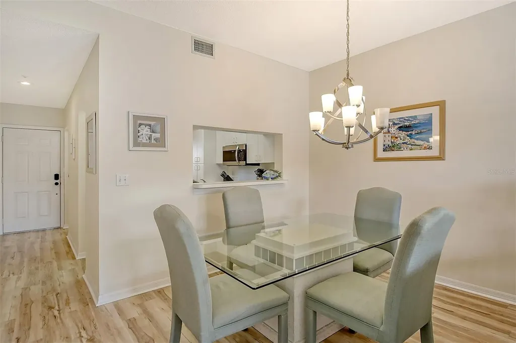 9630 Club South Circle Sarasota FL 34238