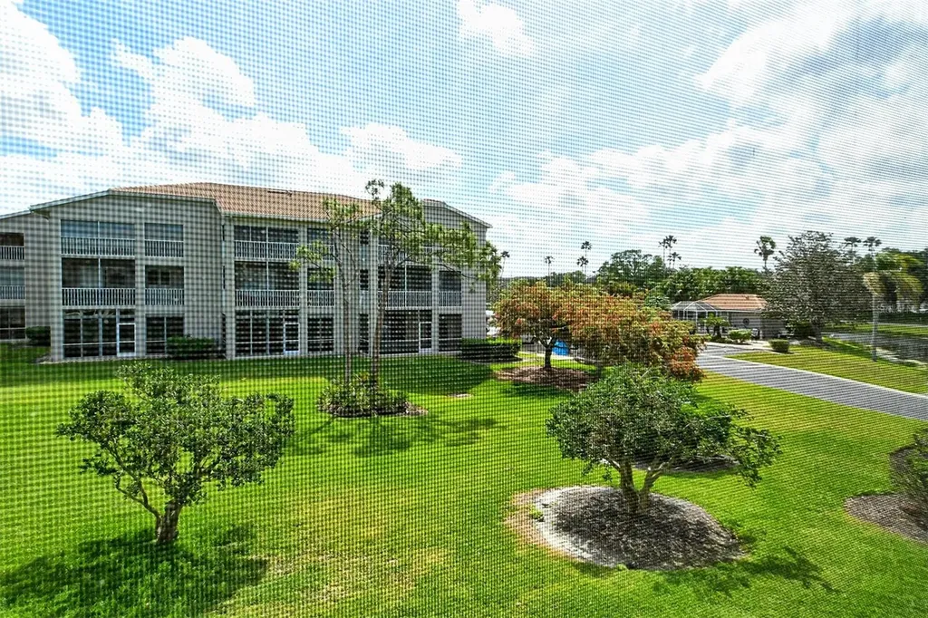 9630 Club South Circle Sarasota FL 34238