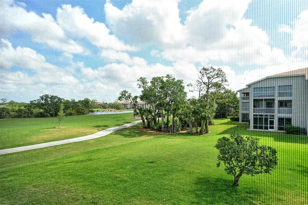 9630 Club South Circle Sarasota FL 34238