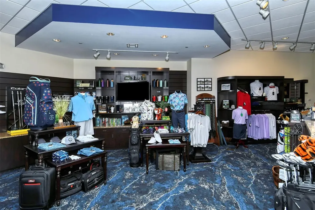 9630 Club South Circle Sarasota FL 34238