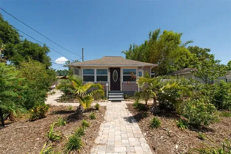 1225 27th Street N St Petersburg FL 33713