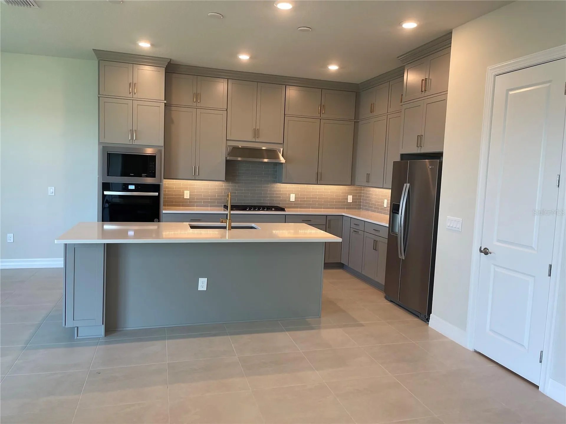 8375 Fenton Street Orlando FL 32836