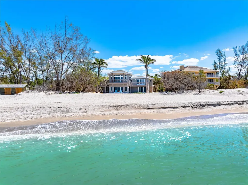 8592 Hidden Lagoon Road Sarasota FL 34242