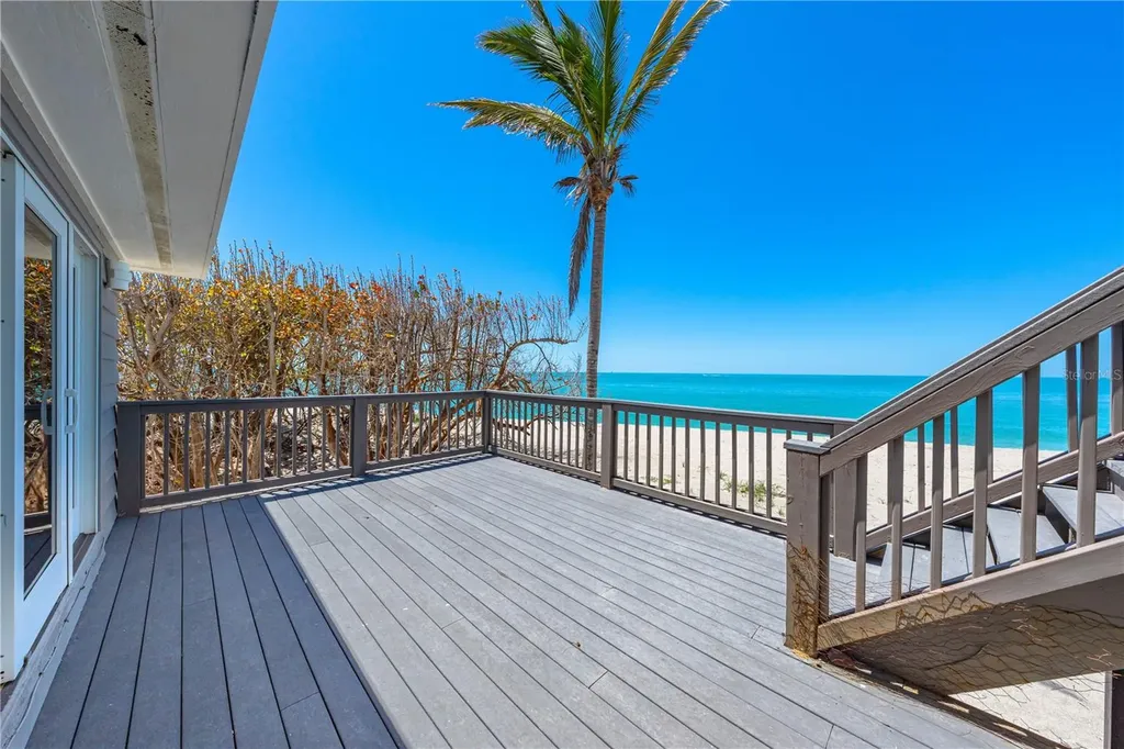 8592 Hidden Lagoon Road Sarasota FL 34242