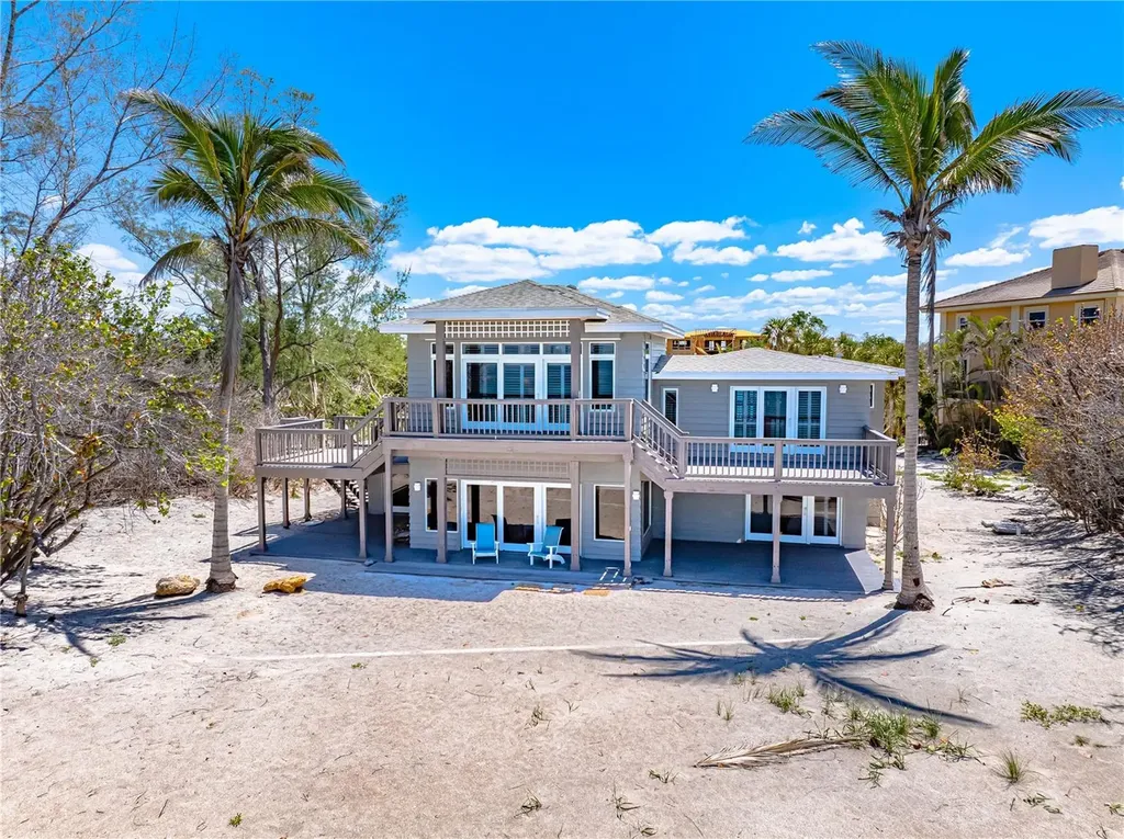 8592 Hidden Lagoon Road Sarasota FL 34242