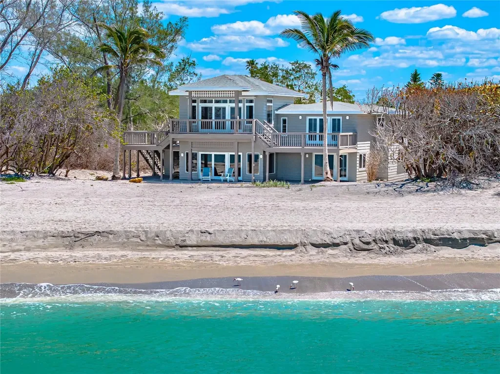 8592 Hidden Lagoon Road Sarasota FL 34242