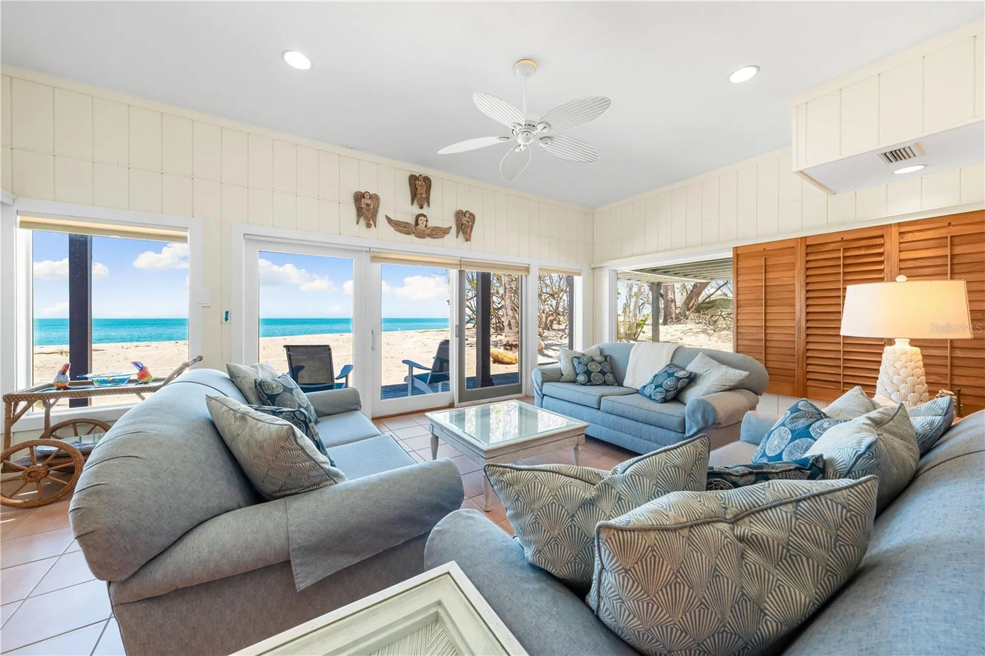 8592 Hidden Lagoon Road Sarasota FL 34242
