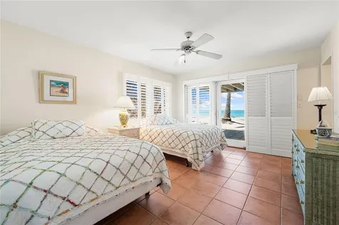 8592 Hidden Lagoon Road Sarasota FL 34242
