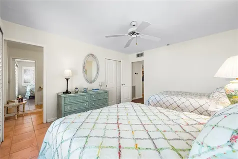 8592 Hidden Lagoon Road Sarasota FL 34242