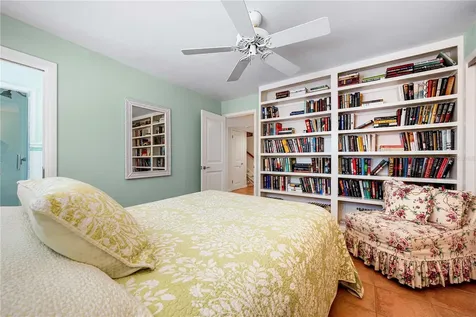 8592 Hidden Lagoon Road Sarasota FL 34242