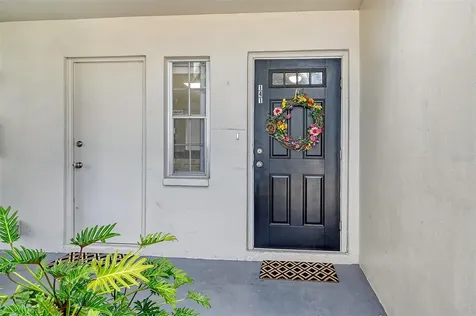 7173 W Country Club Drive N Sarasota FL 34243