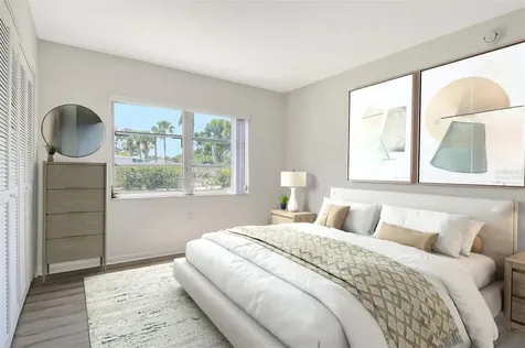 7173 W Country Club Drive N Sarasota FL 34243