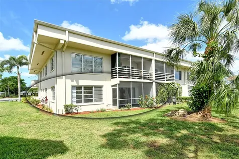 7173 W Country Club Drive N Sarasota FL 34243