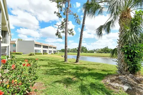 7173 W Country Club Drive N Sarasota FL 34243