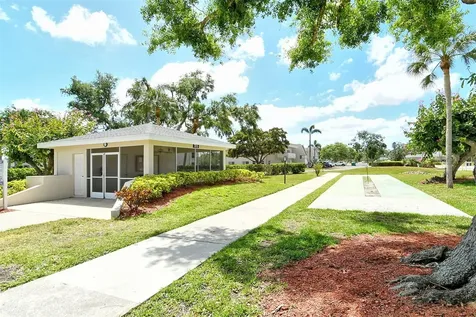7173 W Country Club Drive N Sarasota FL 34243