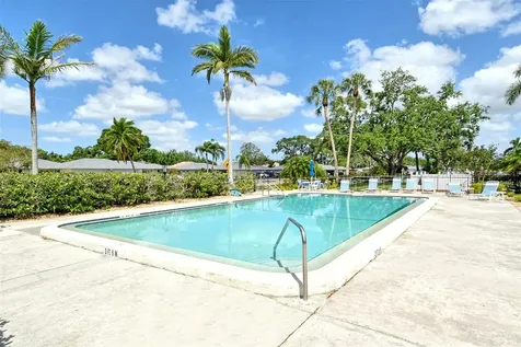 7173 W Country Club Drive N Sarasota FL 34243