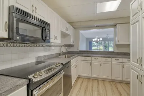 7173 W Country Club Drive N Sarasota FL 34243