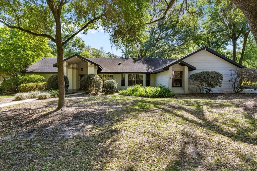 2415 NW 38th Drive Gainesville FL 32605