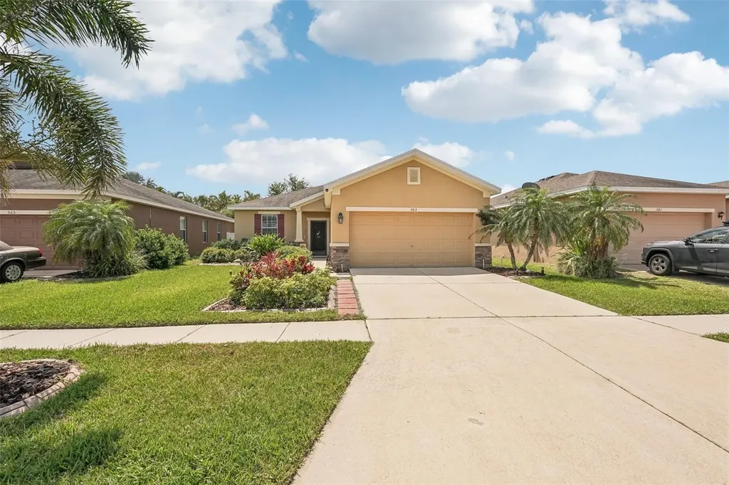 563 19th Street NW Ruskin FL 33570