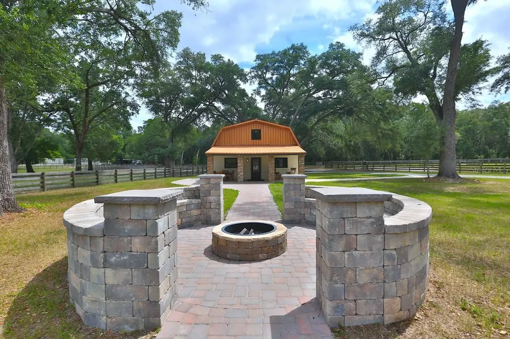 10925 SW 16th Avenue Ocala FL 34476