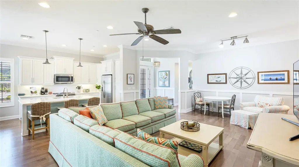283 Saint Lucia Drive Bradenton FL 34209