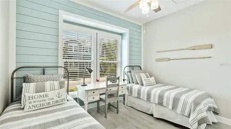 283 Saint Lucia Drive Bradenton FL 34209