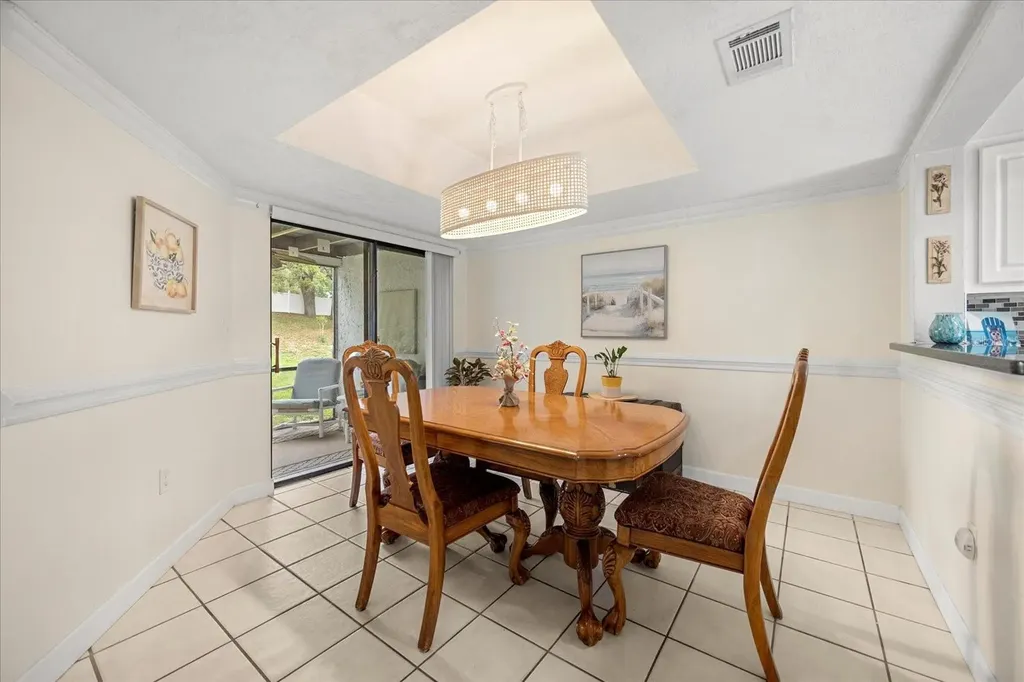 147 Olive Tree Circle Altamonte Springs FL 32714