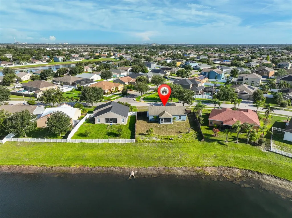 10540 Carloway Hills Drive Wimauma FL 33598