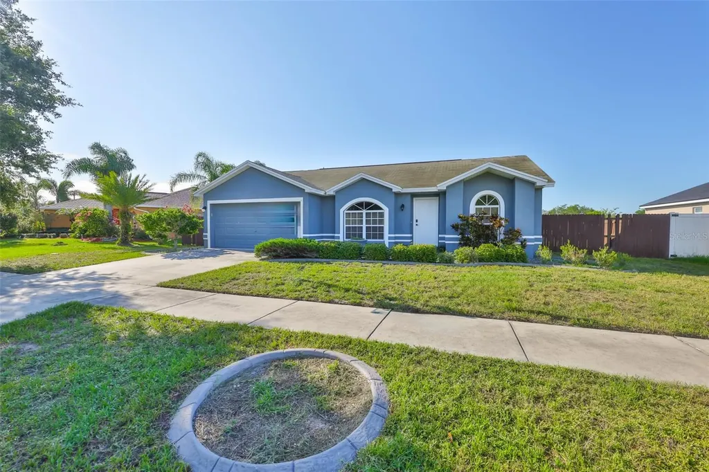 10540 Carloway Hills Drive Wimauma FL 33598