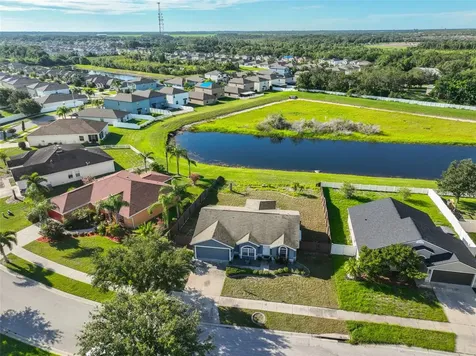 10540 Carloway Hills Drive Wimauma FL 33598