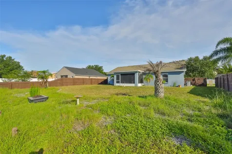 10540 Carloway Hills Drive Wimauma FL 33598