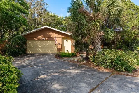 50 Pembrook Circle Palm Harbor FL 34683