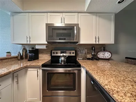 4923 25th Street W Bradenton FL 34207