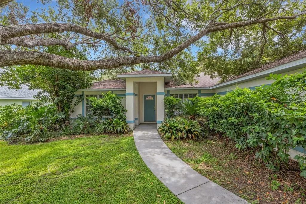 6434 Laurelwood Drive Zephyrhills FL 33542