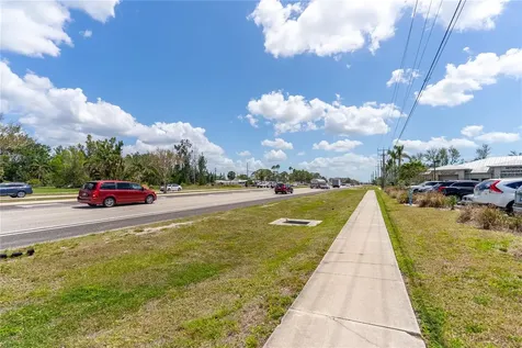 436 S Tamiami Trail Osprey FL 34229