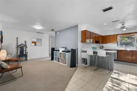 1909 NW 36th Drive Gainesville FL 32605