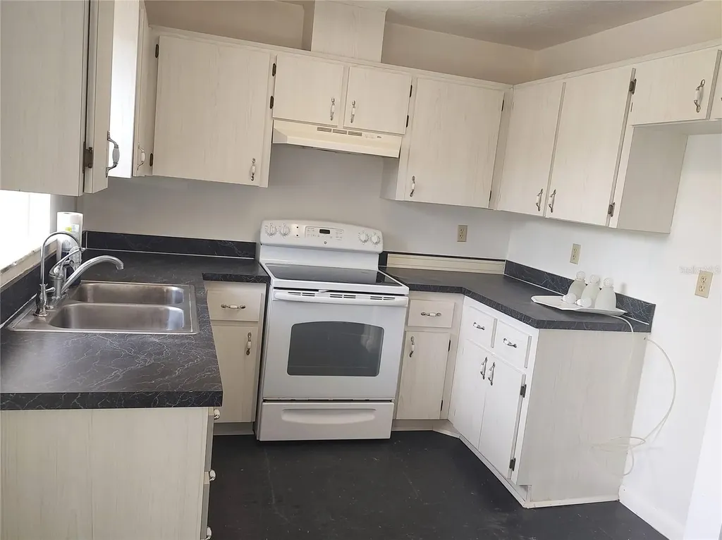540 W Mathis Avenue Deland FL 32720