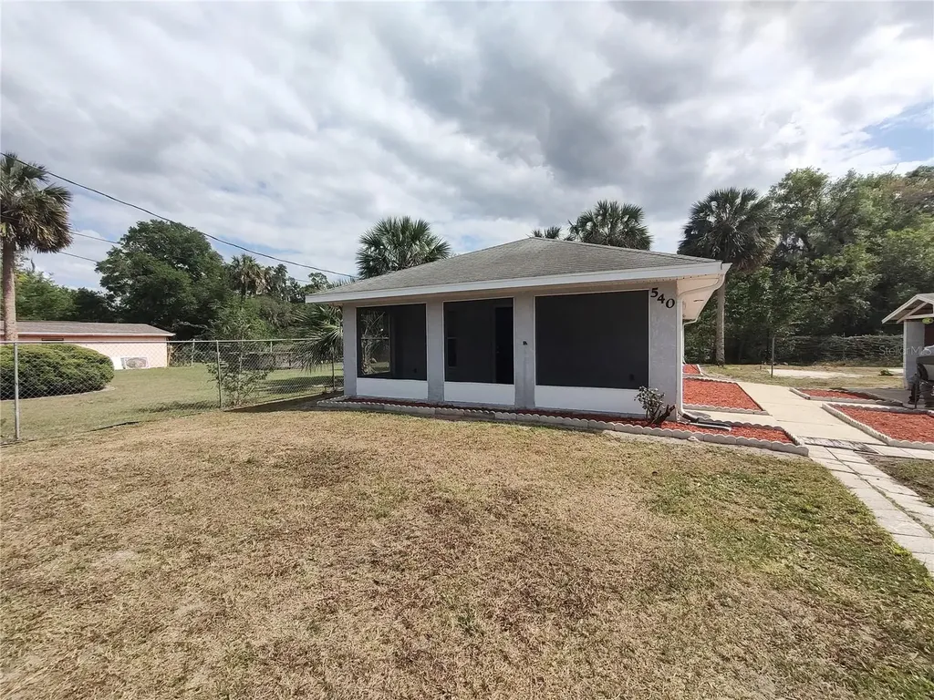 540 W Mathis Avenue Deland FL 32720