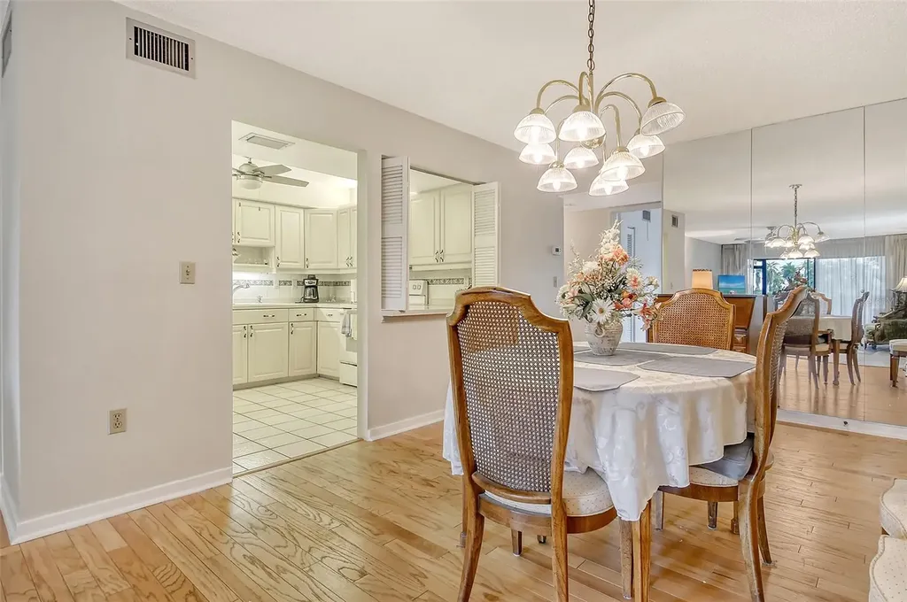 1532 Pelican Point Drive Sarasota FL 34231