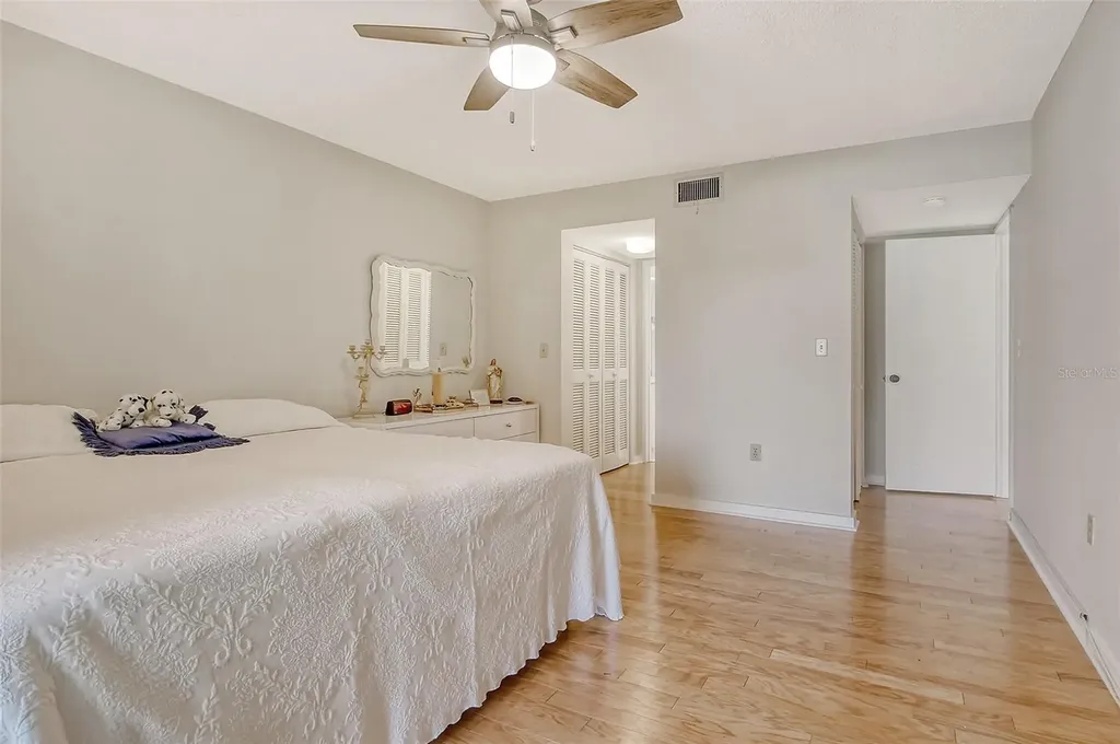 1532 Pelican Point Drive Sarasota FL 34231