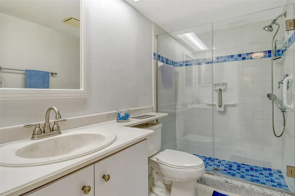 1532 Pelican Point Drive Sarasota FL 34231