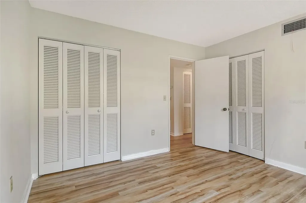 1532 Pelican Point Drive Sarasota FL 34231