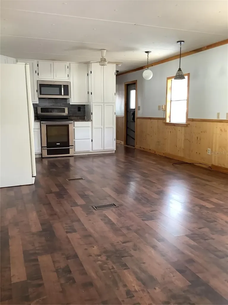 34928 Hawkiowa Road Dade City FL 33523