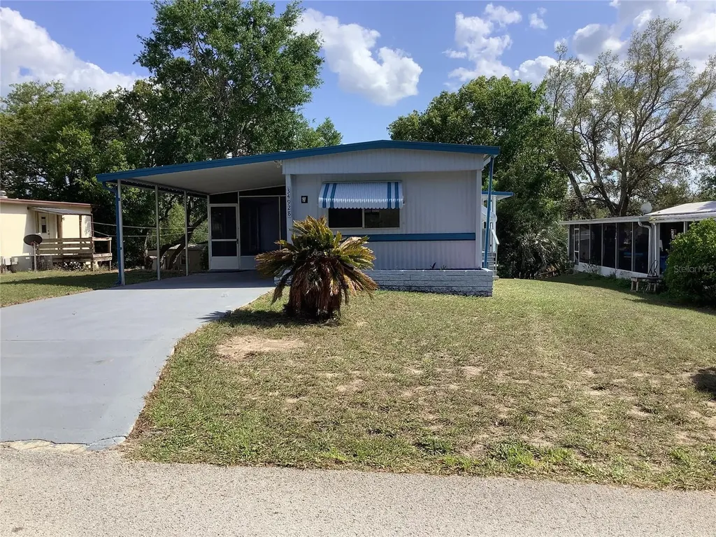 34928 Hawkiowa Road Dade City FL 33523