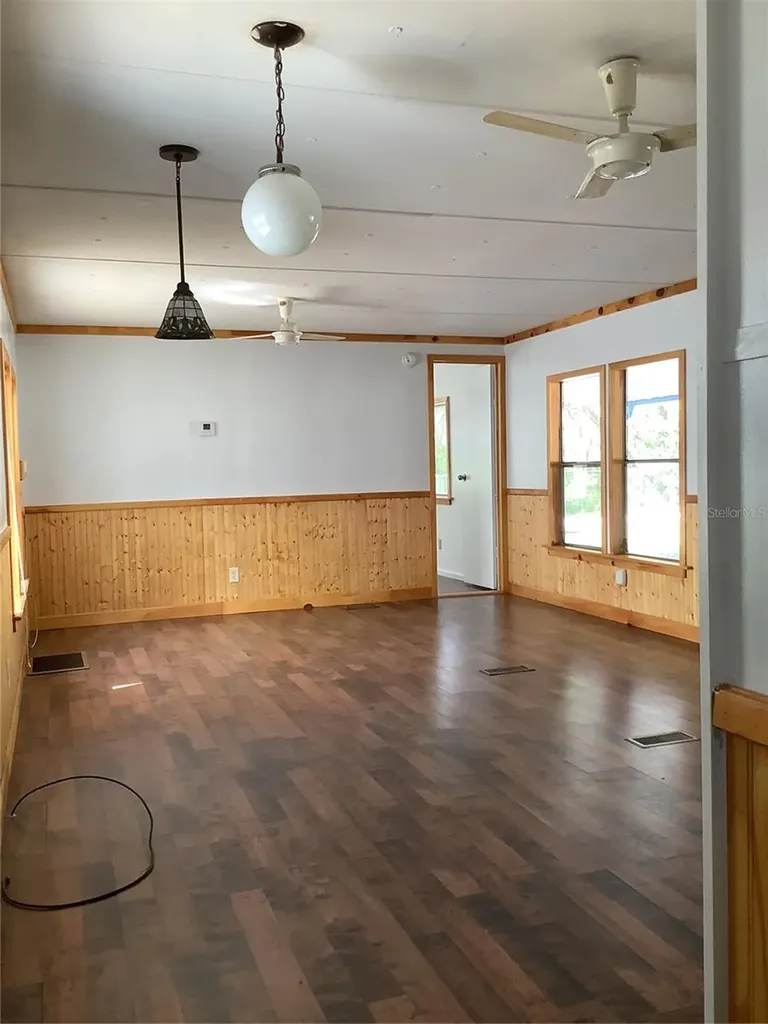 34928 Hawkiowa Road Dade City FL 33523
